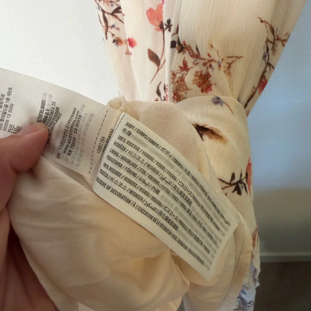 Abercrombie & Fitch White floral maxi dress